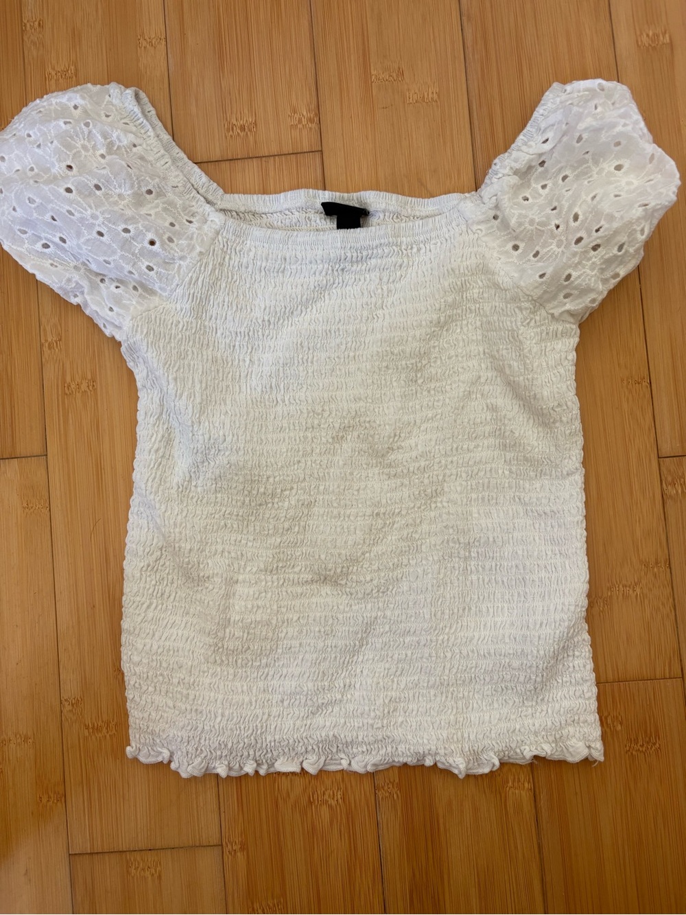 Art Class  White Smocked Eyelet Puff-Sleeve Crop Top